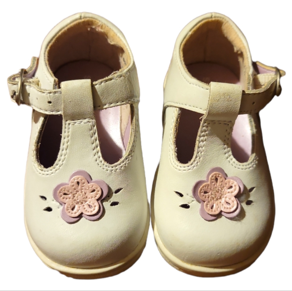 Vtg Striderite Leather Baby Shoes Flowers White Metal Buckle Strap